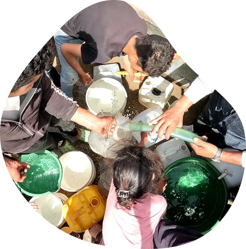 Solar-powered water pump in a relief distribution